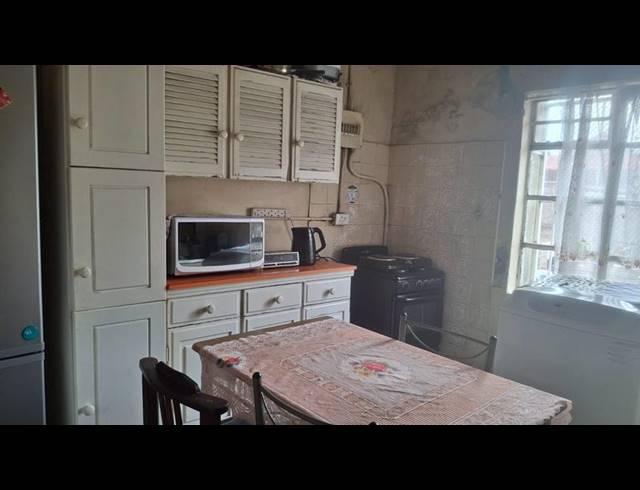 4 BEDROOM HOUSE FOR SALE IN TROYEVILLE